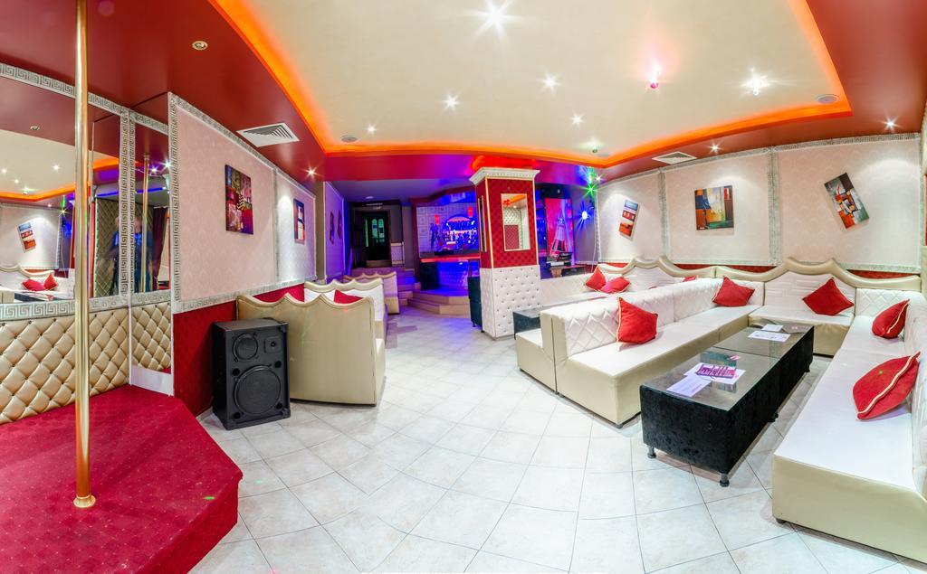 Hotel Cosmos Asenovgrad Esterno foto