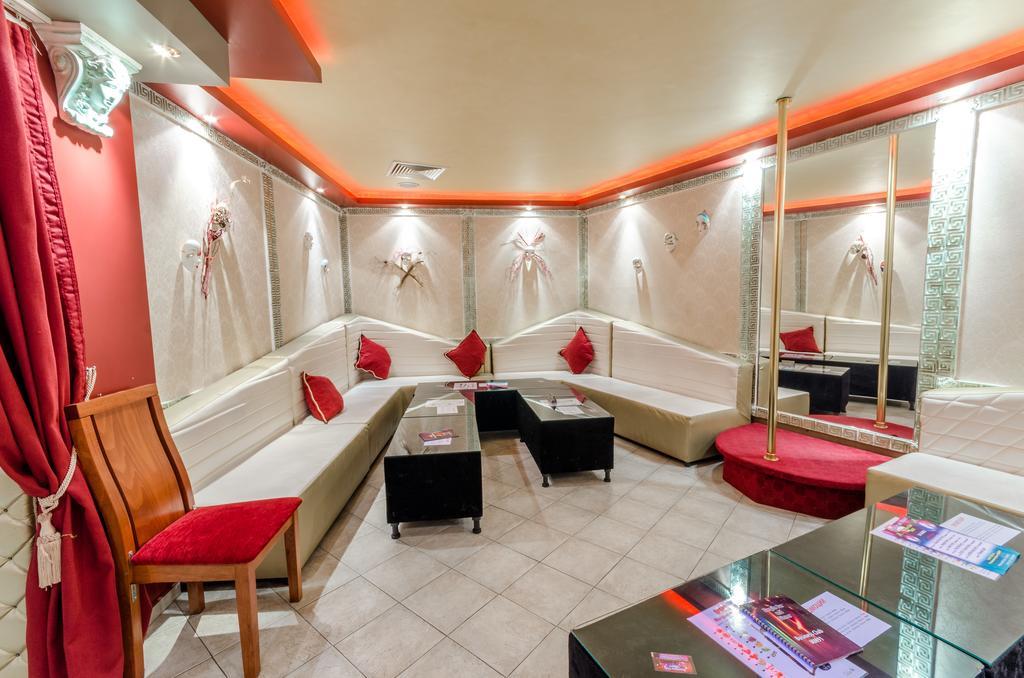 Hotel Cosmos Asenovgrad Esterno foto